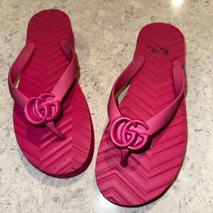 Authentic Gucci thing platform sandals